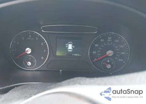 2019 Kia Sorento 3.3L Lx z USA, uszkodzony, nr VIN 5XYPG4A52KG570848